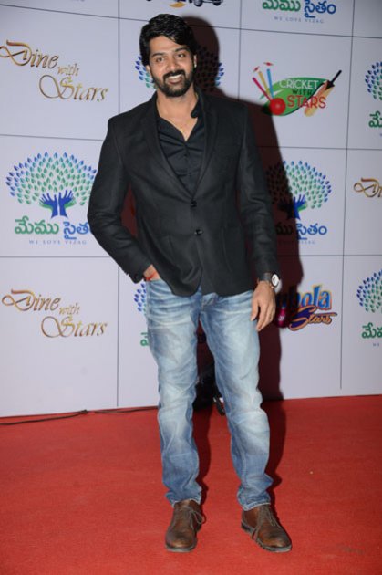 Memu-Saitham-Dinner-with-the-Stars